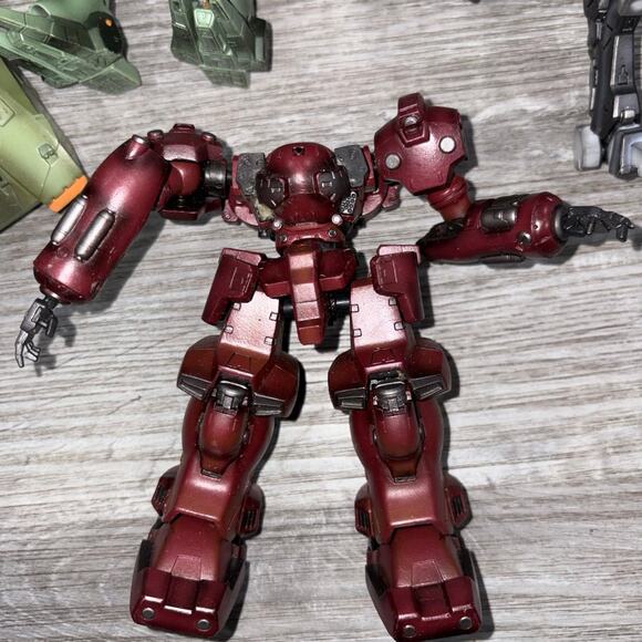 ARMORED CORE STRUCTURE ARTS Non Scale Plastic Model Kit  Armored core 2 action figures lot incomplete